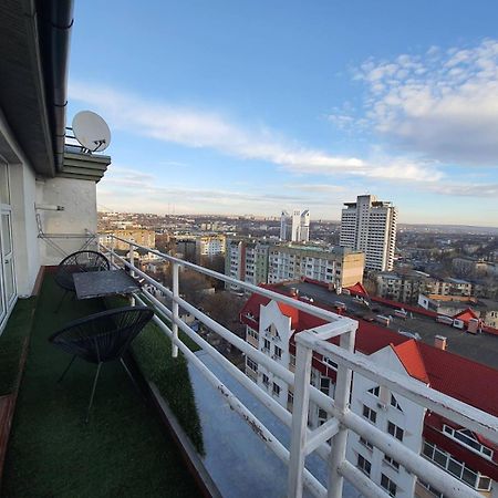 Apartment Penthouse Kischinau Zimmer foto